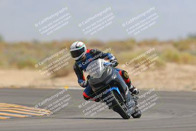 media/Sep-30-2023-SoCal Trackdays (Sat) [[636657bffb]]/Turn 16 (1145am)/